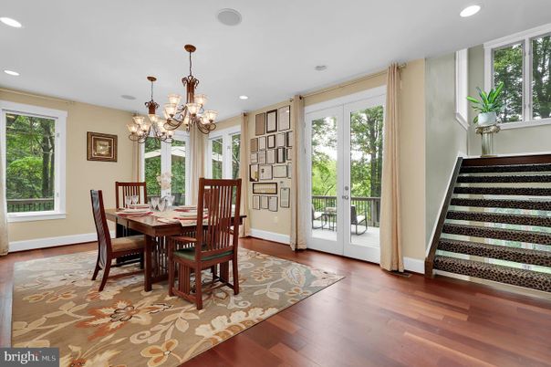 Chandelier, Dining room, Interior, Recessed Lighting, Wood Texture Flooring