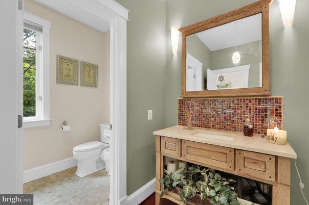 Bathroom, Interior, Pendant Lights