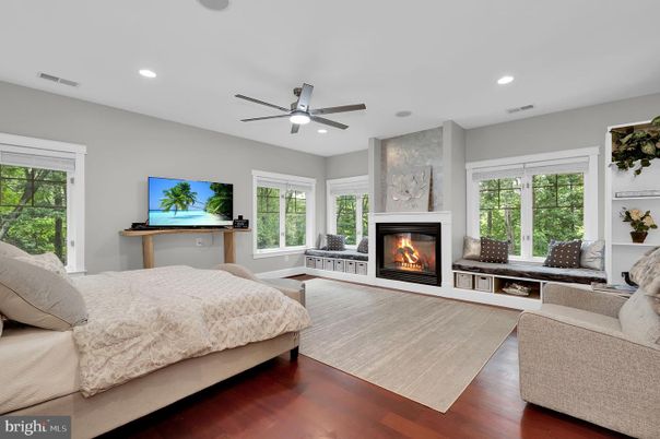 Bedroom, Fireplace, Interior, Recessed Lighting, Wood Texture Flooring