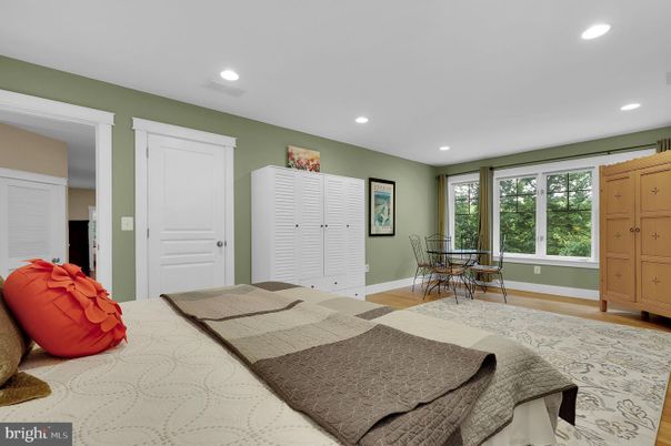 Bedroom, Dining room, Interior, Recessed Lighting, Wood Texture Flooring