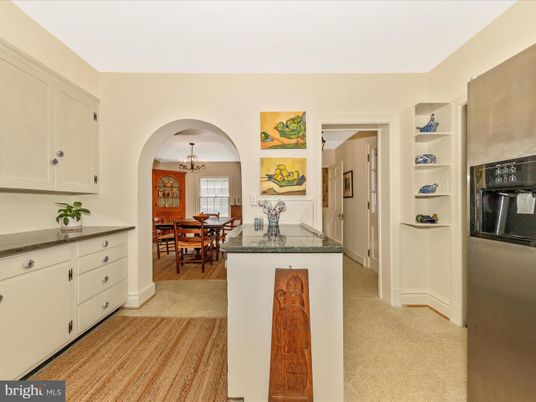 Chandelier, Dining room, Interior, Kitchen