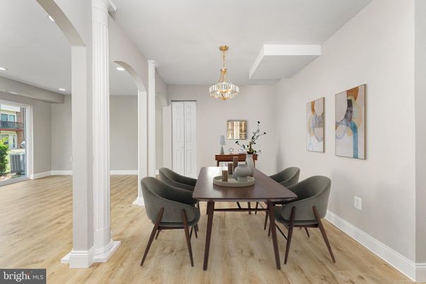 Chandelier, Dining room, Interior, Recessed Lighting, Wood Texture Flooring
