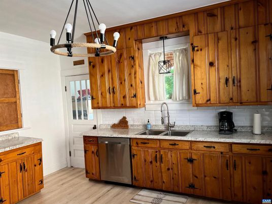Interior, Kitchen, Pendant Lights, Wood Texture Flooring