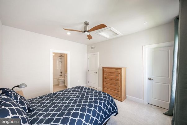 Bathroom, Bedroom, Interior, Recessed Lighting