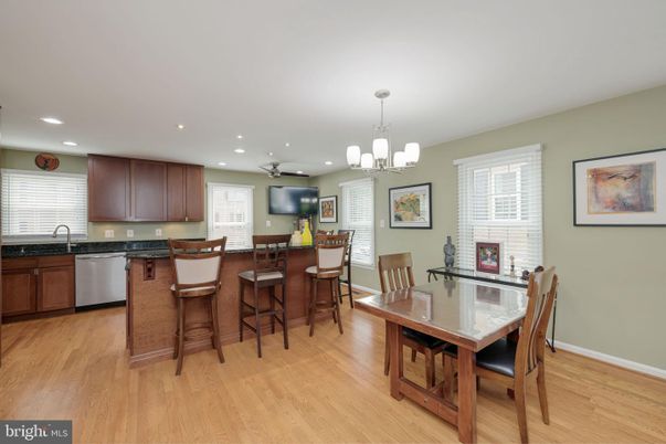 Chandelier, Dining room, Interior, Kitchen, Recessed Lighting, Wood Texture Flooring