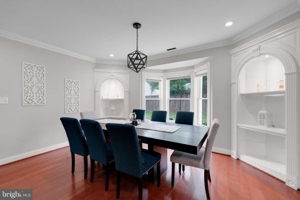 Dining room, Interior, Pendant Lights, Recessed Lighting, Wood Texture Flooring