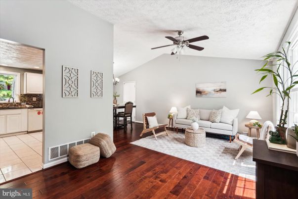 Dining room, Interior, Kitchen, Living room, Recessed Lighting, Wood Texture Flooring