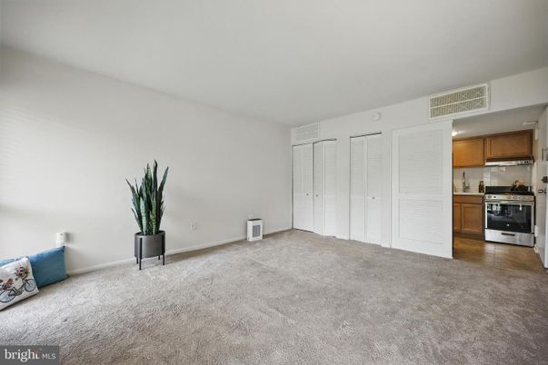 Empty room, Interior, Kitchen, Stainless Steel Appliances