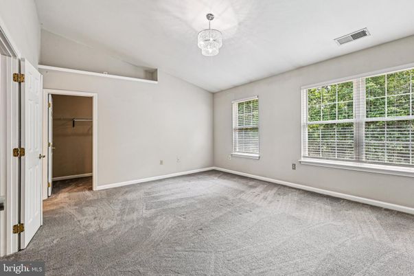 Chandelier, Empty room, Interior