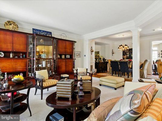 Chandelier, Dining room, Interior, Living room