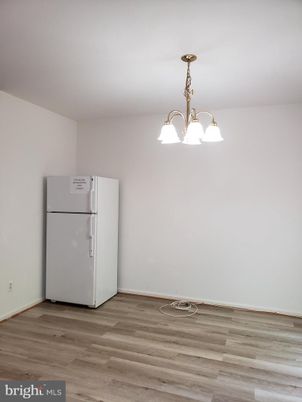 Interior, Kitchen, Pendant Lights, Wood Texture Flooring