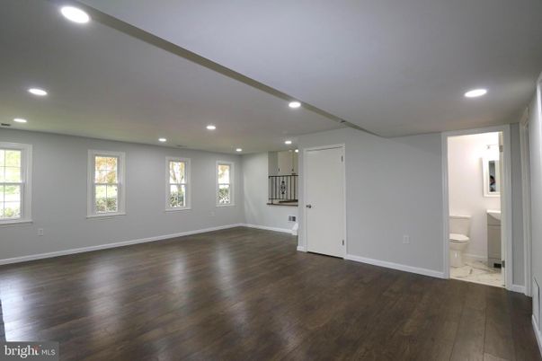Empty room, Interior, Marble, Recessed Lighting, Wood Texture Flooring