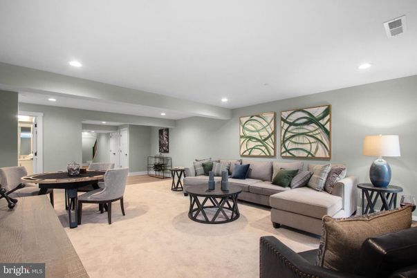 Dining room, Interior, Living room, Recessed Lighting