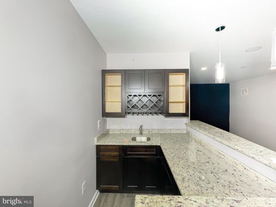 Interior, Pendant Lights, Recessed Lighting, Wood Texture Flooring