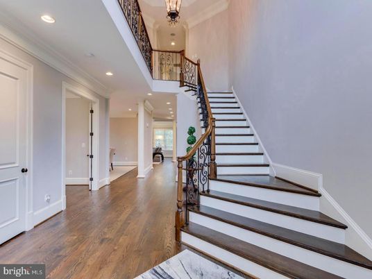 Chandelier, Interior, Recessed Lighting, Wood Texture Flooring