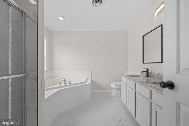 Bathroom, Interior, Marble, Recessed Lighting