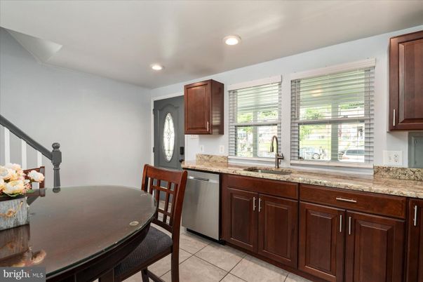Dining room, Interior, Kitchen, Recessed Lighting