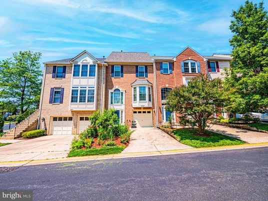 Attached, Exterior, Facade, Brick Facade, Rowhouse