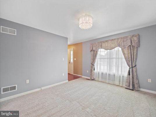 Chandelier, Empty room, Interior, Wood Texture Flooring
