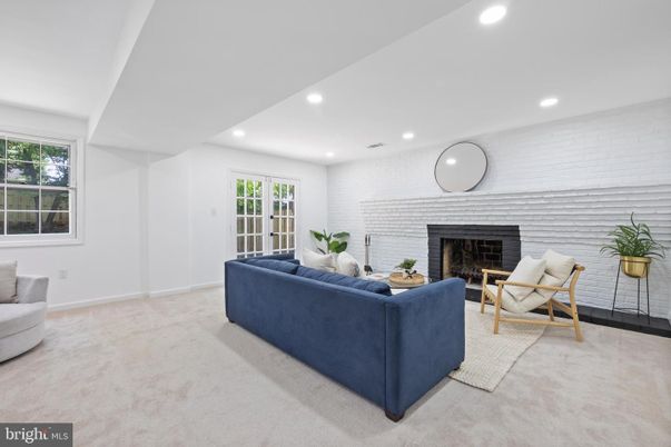 Fireplace, Interior, Living room, Recessed Lighting