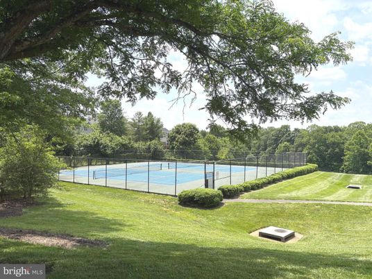 Exterior, Tennis Courts