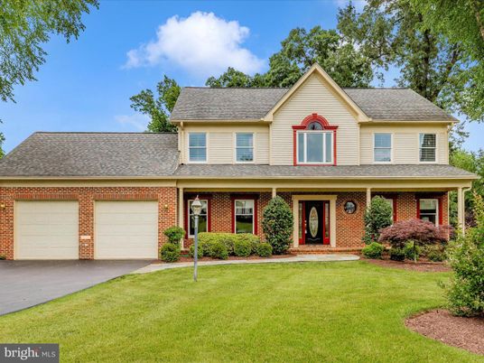 Attached, Exterior, Facade, Brick Facade, Farmhouse