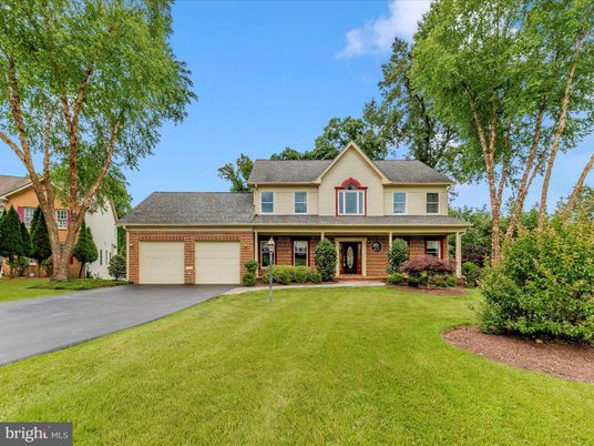 Attached, Exterior, Facade, Brick Facade, Farmhouse