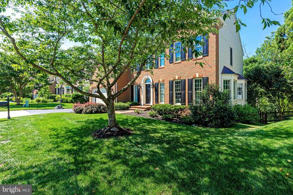 Backyard, Exterior, Facade, Brick Facade, Georgian