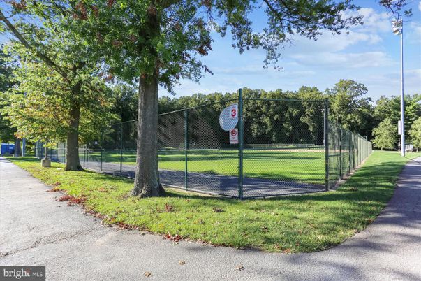 Exterior, Tennis Courts