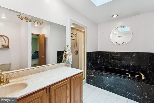 Bathroom, Interior, Marble Walls, Recessed Lighting