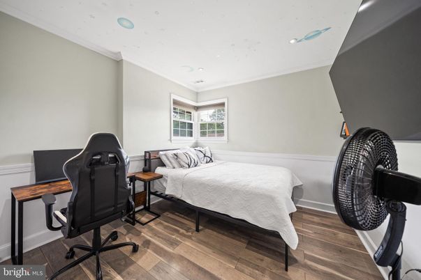 Bedroom, Home Office, Interior, Recessed Lighting, Wood Texture Flooring