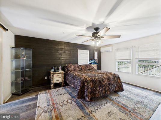 Bedroom, Interior, Wooden Walls