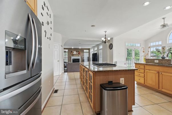 Chandelier, Interior, Kitchen, Recessed Lighting