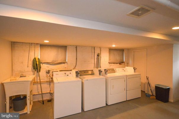 Interior, Recessed Lighting, Washer