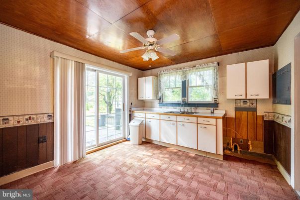 Interior, Kitchen, Recessed Lighting, Wooden Ceilings