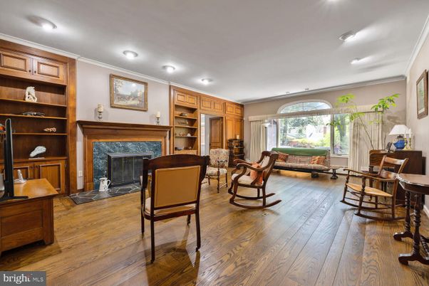 Fireplace, Interior, Recessed Lighting, Wood Texture Flooring