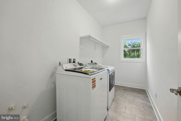 Interior, Washer