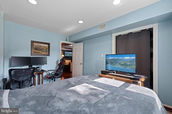 Bedroom, Home Office, Interior, Recessed Lighting