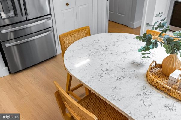 Dining room, Interior, Kitchen, Stainless Steel Appliances, Wood Texture Flooring
