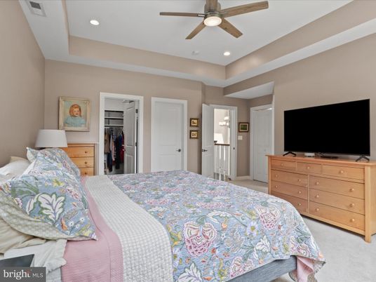 Bedroom, Interior, Recessed Lighting