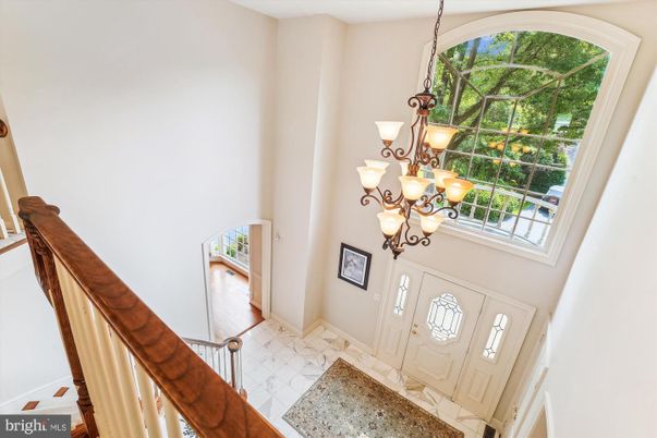 Chandelier, Interior, Pendant Lights