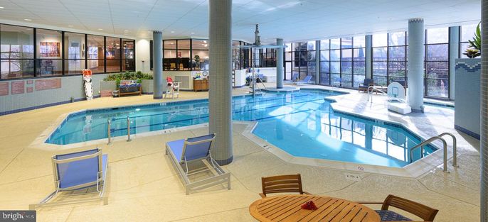Interior, Pool, Recessed Lighting