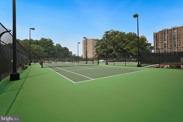 Exterior, Tennis Courts