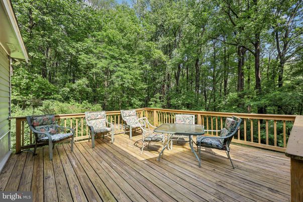 Exterior, Wood Texture Flooring