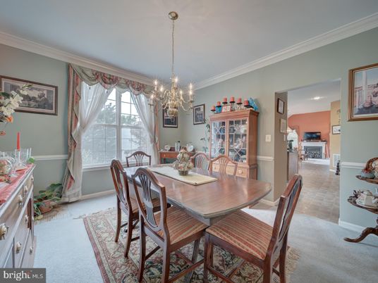 Chandelier, Dining room, Interior, Recessed Lighting