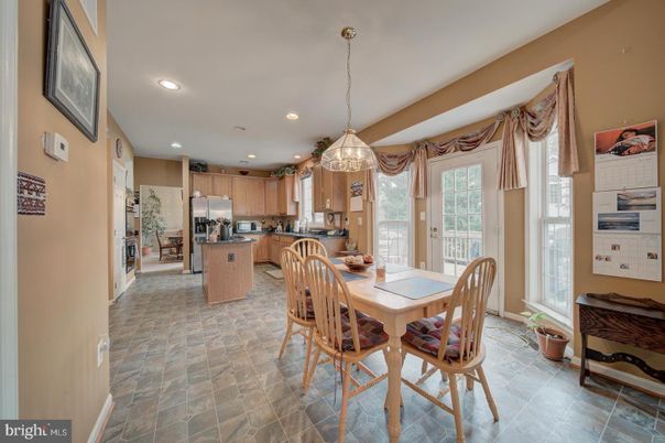 Dining room, Interior, Kitchen, Pendant Lights, Recessed Lighting