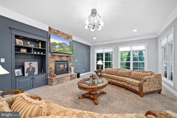 Fireplace, Interior, Living room, Pendant Lights, Recessed Lighting