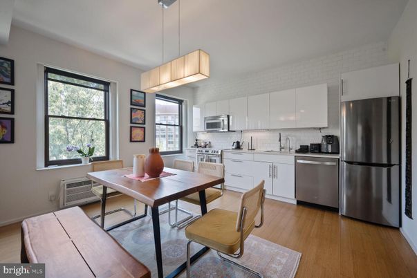 Dining room, Interior, Kitchen, Pendant Lights, Stainless Steel Appliances, Wood Texture Flooring