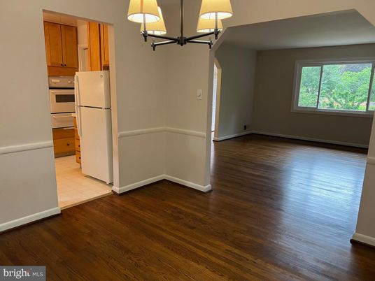 Chandelier, Empty room, Interior, Kitchen, Wood Texture Flooring