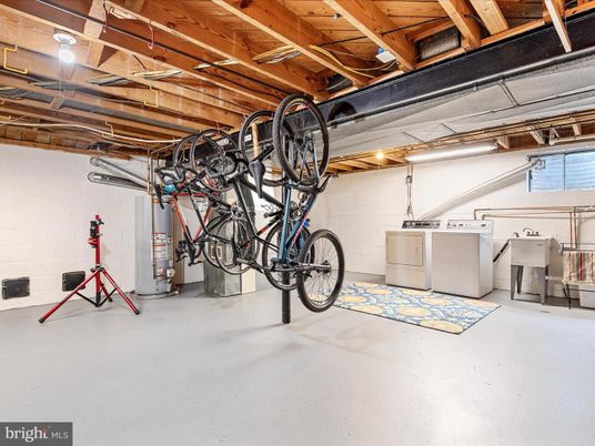 Garage, Interior, Washer, Wooden Beams, Wooden Ceilings